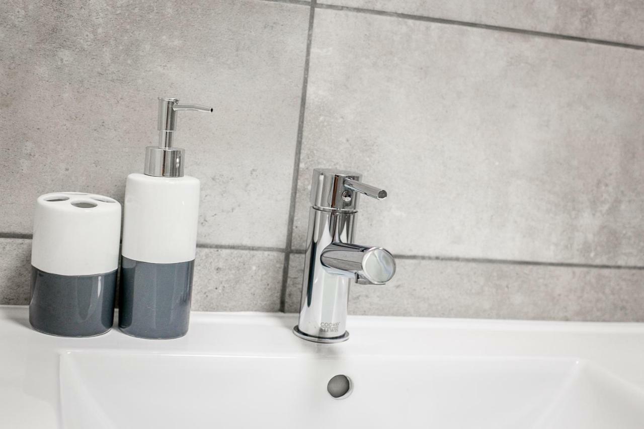 גורז'וב ווילקופולסקי Fuda Apartament Dzieci Wrzesinskich 6/1/1 מראה חיצוני תמונה